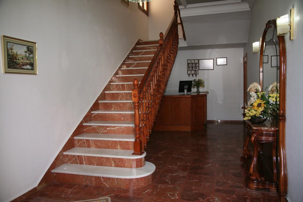 Hostal Santa Barbara Socuéllamos 外观 照片